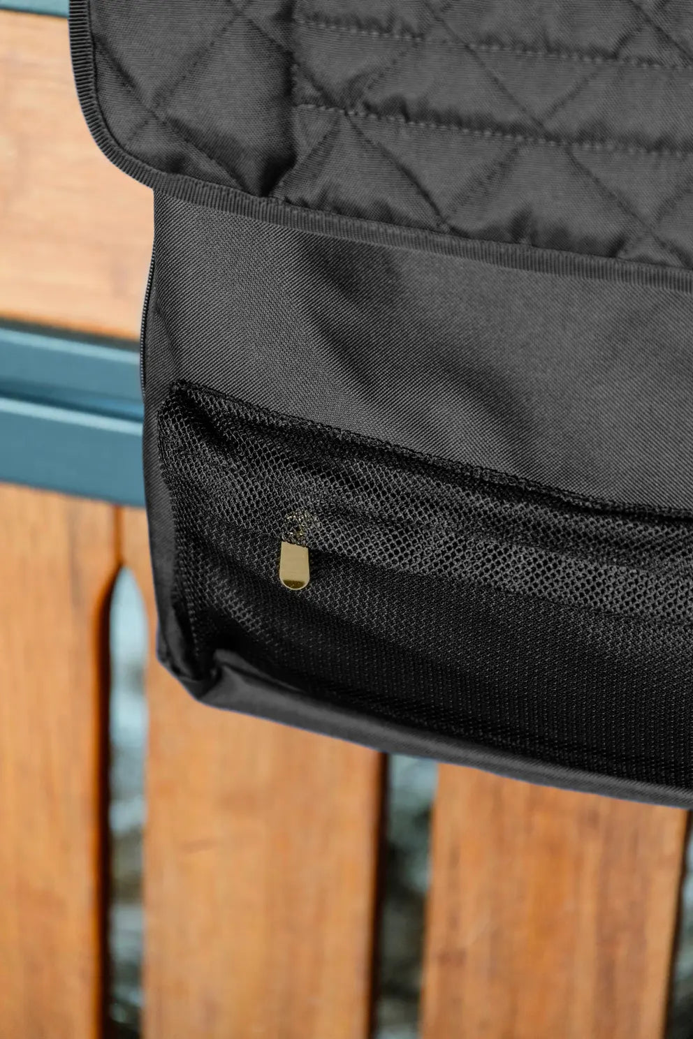 Kentucky Stable Bag | Black or Navy