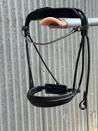 Finesse Outlet: Snaffle Bridle Cassidy | Rolled Black Leather with Silver Clincher Browband