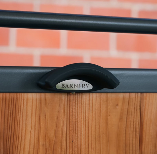 Barnery Magnetic Bridle Holder