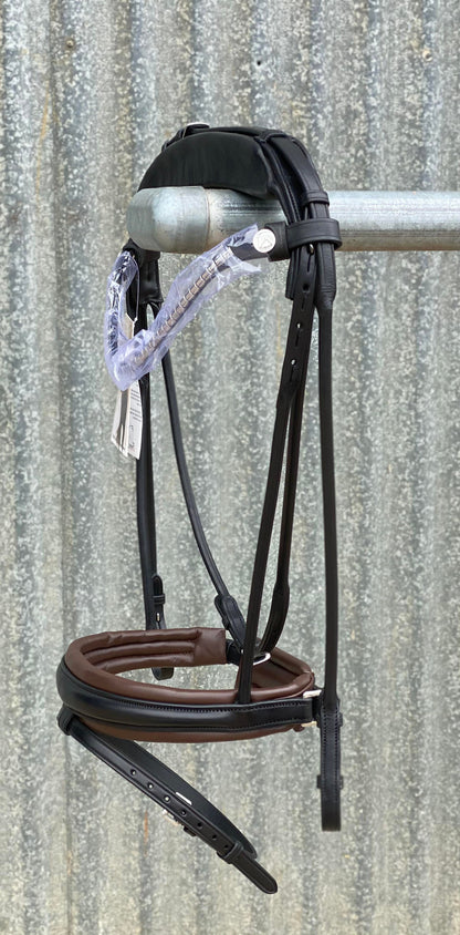 Finesse Outlet: Snaffle Bridle Cassidy | Rolled Black Leather with Silver Clincher Browband